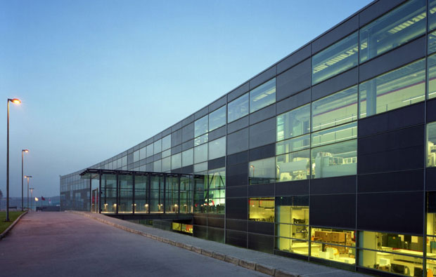 企業(yè)不要踏入狂熱工業(yè)自動化改造的誤區(qū)！