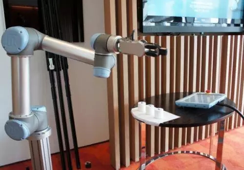 2017全球10大領(lǐng)先協(xié)作機(jī)器人盤(pán)點(diǎn)！